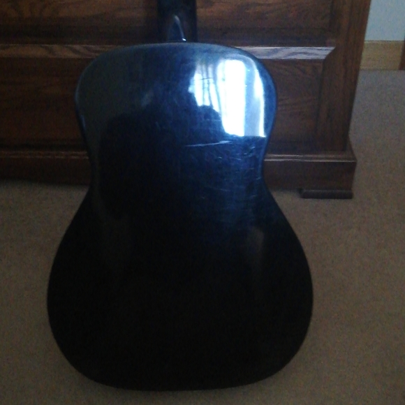 Guitar, books and strings. See pictures. - Picture 6 of 8